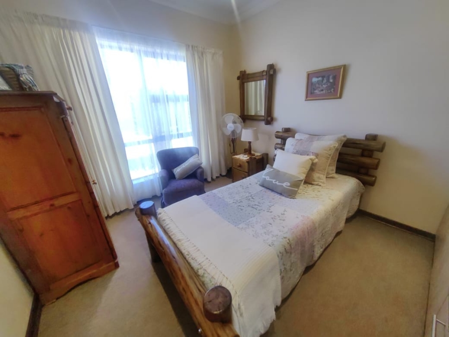 3 Bedroom Property for Sale in Grimbeeck Park North West